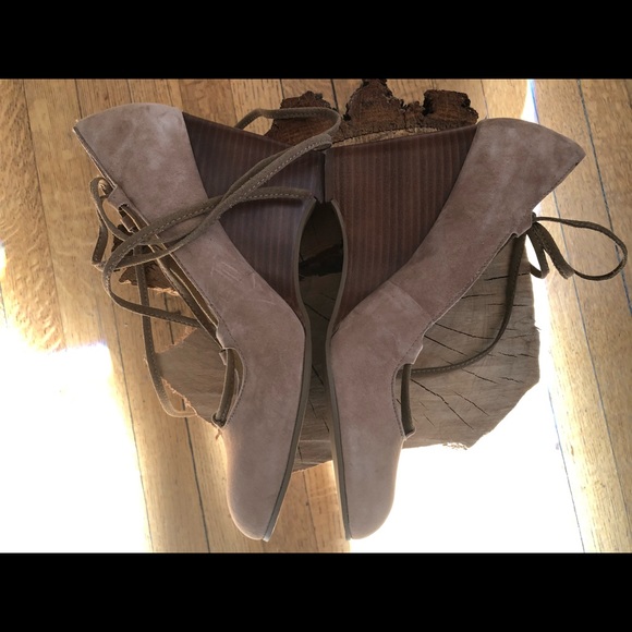 NEW Mary Janes Leather Shoes - Picture 3 of 6